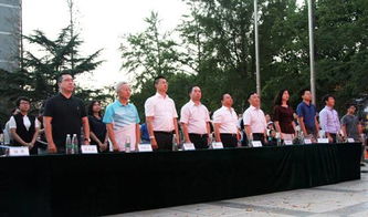 共聚母校情，同鑄青春夢——大連青年校友會成立2周年慶典盛大舉行，300余名校友歡聚一堂，暢談鑫慶余華章